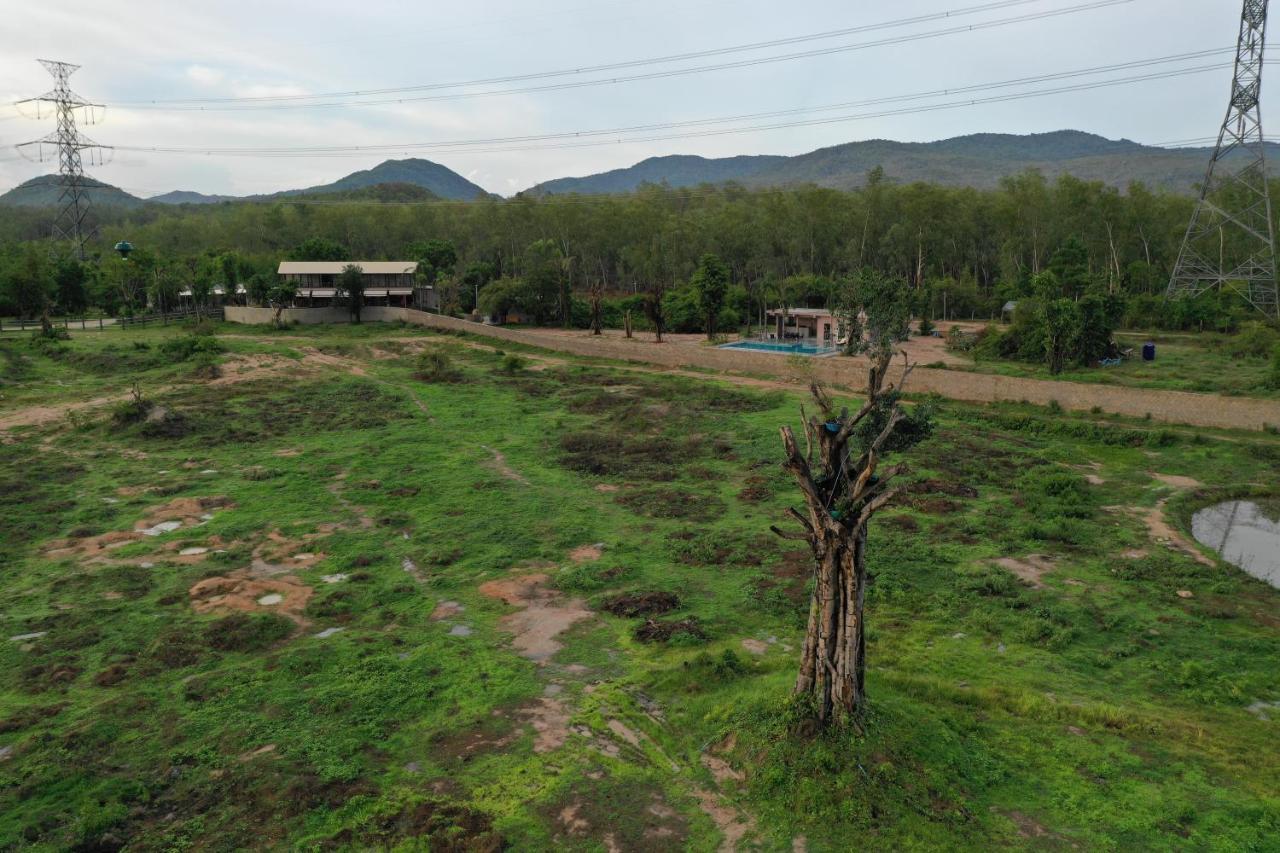 I Love Phants Lodge Ban Huai Thawai Εξωτερικό φωτογραφία